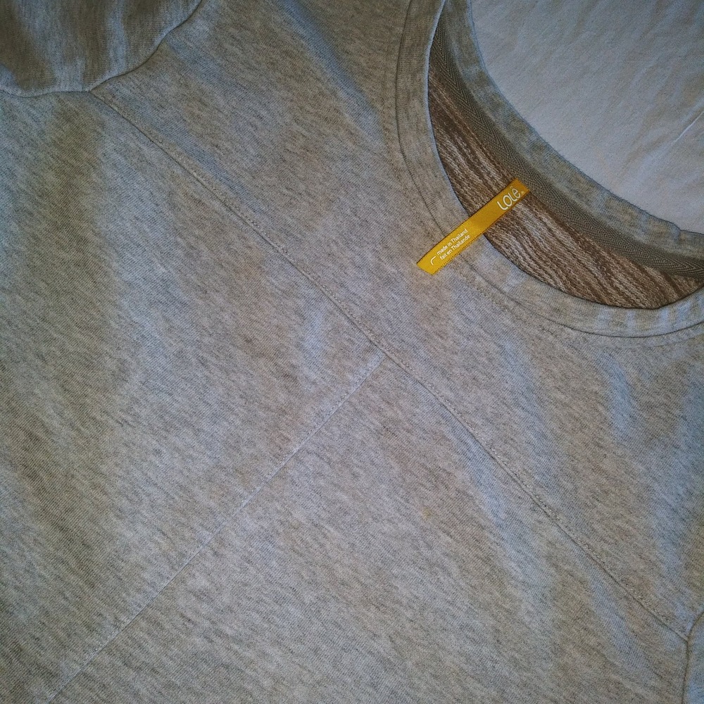 Lole Athleisure Sweatshirt Heather Gray Crew Neck Long Sleeve Pockets Curved Hem